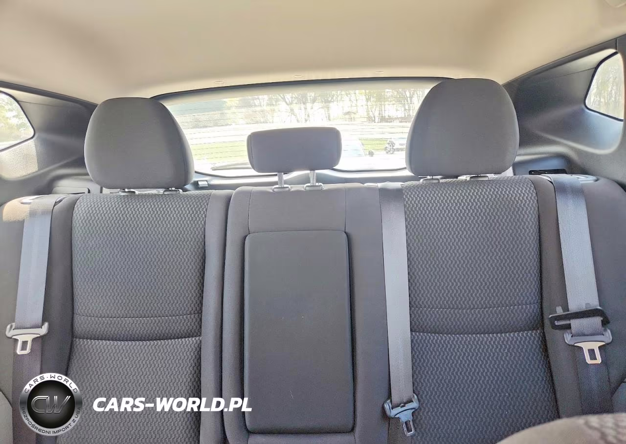 2017 Nissan Rogue Sport S VIN:JN1BJ1CP9HW014205 - 10