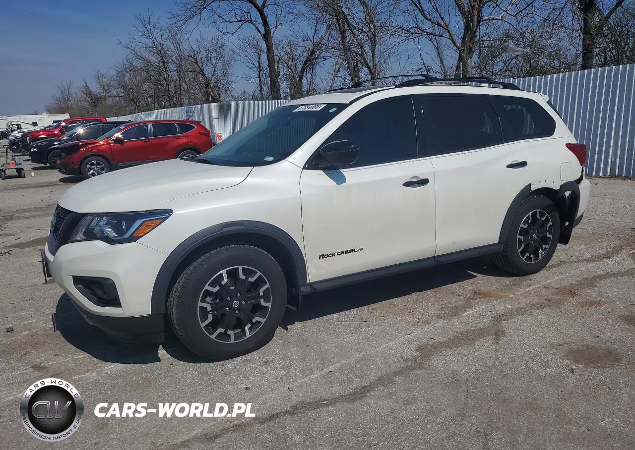 2020 Nissan Pathfinder Sl