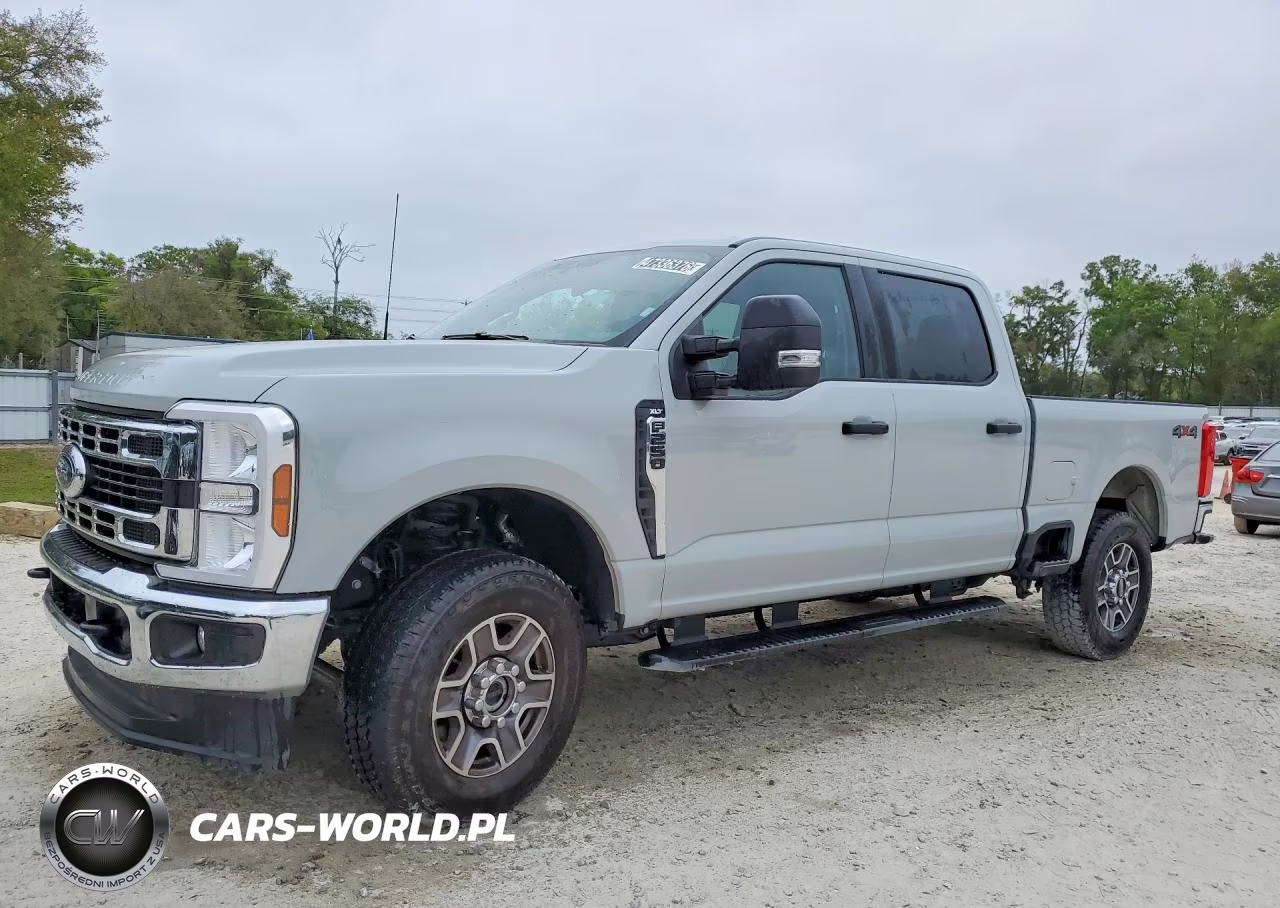 2025 Ford F250 Super Duty – zdjęcie 1 z 13