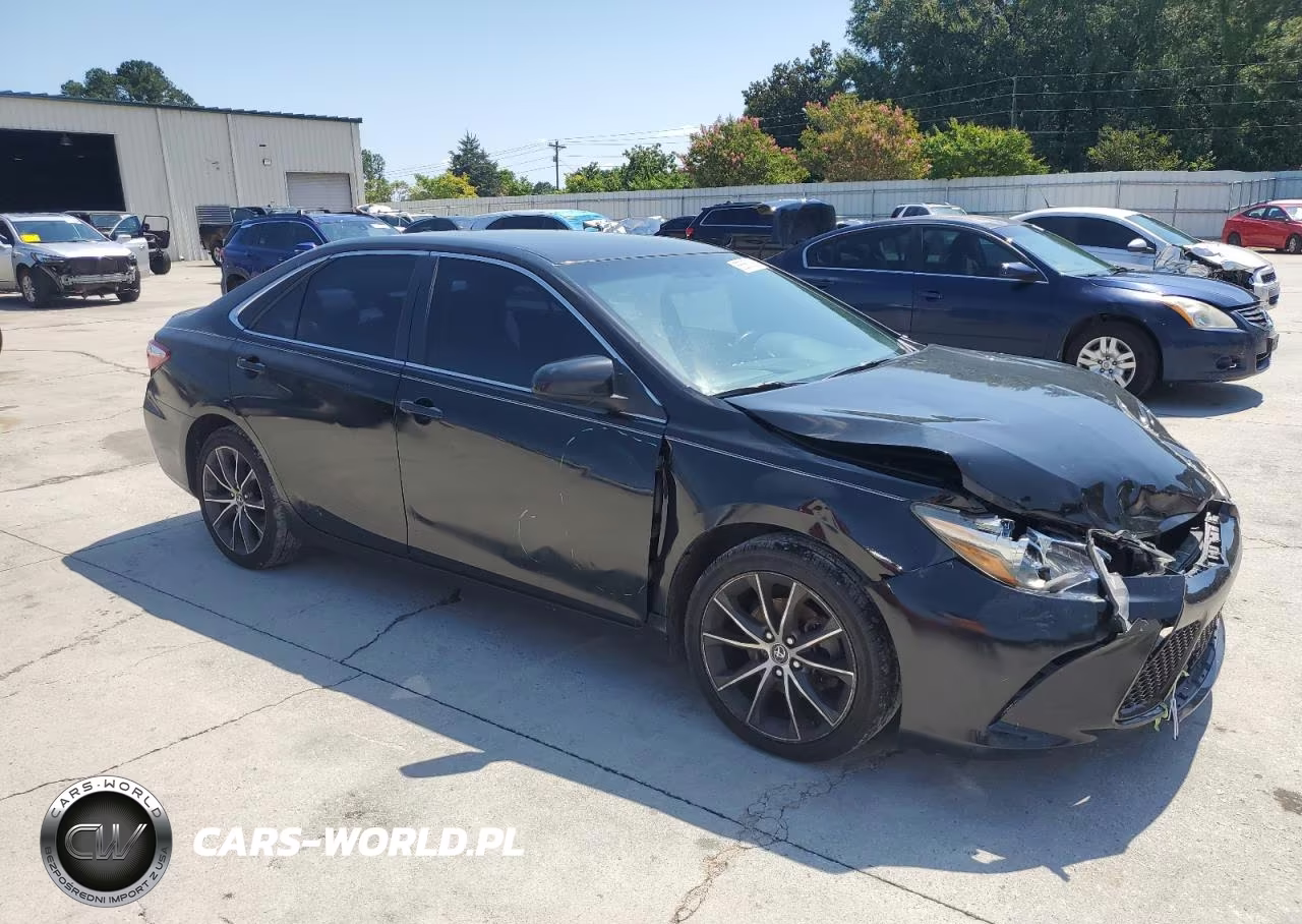 2015 Toyota Camry Le VIN:4T1BF1FK4FU074993 - 4