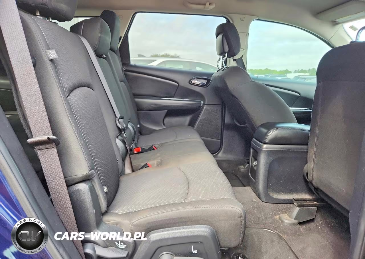 2018 Dodge Journey Se VIN:3C4PDCAB9JT490544 - 11