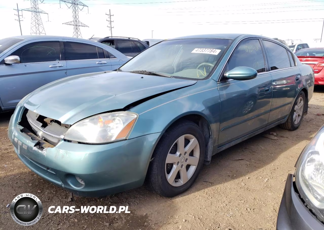 2002 Nissan Altima Base