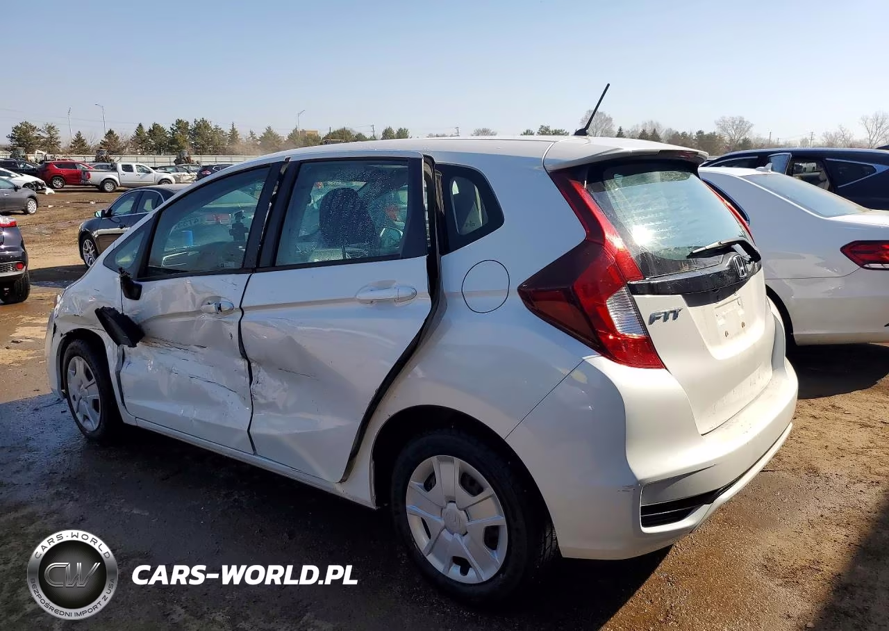2019 Honda Fit Lx VIN:3HGGK5H45KM734664 - 2