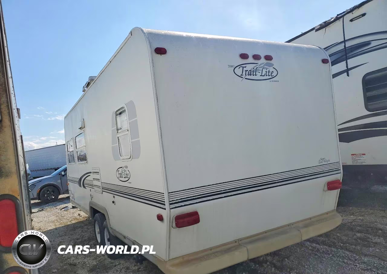 2001 R Vision Trail Lite Camper VIN:4WY200K2911075594 - 3