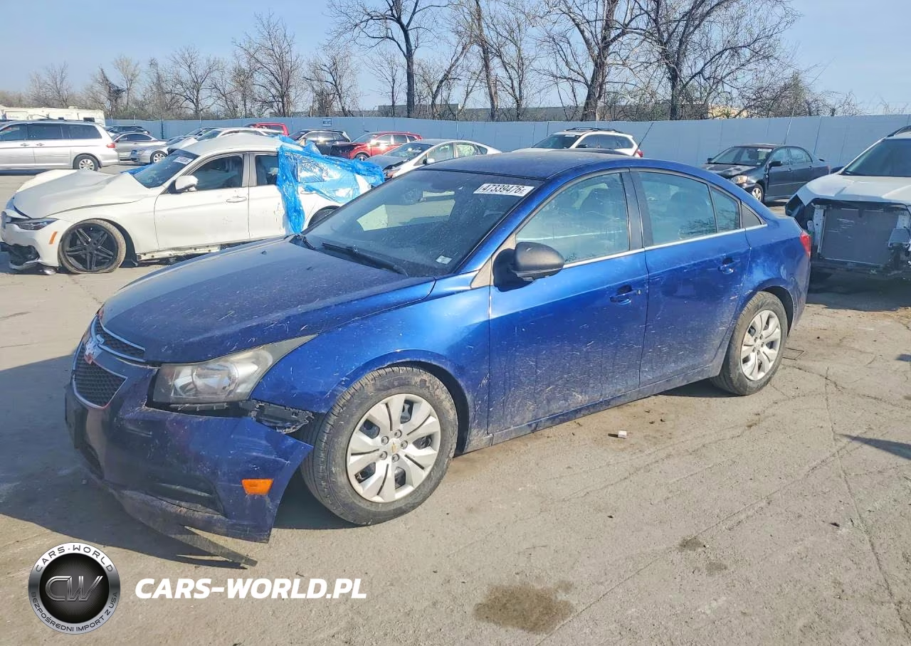 2012 Chevrolet Cruze Ls – zdjęcie 1 z 12