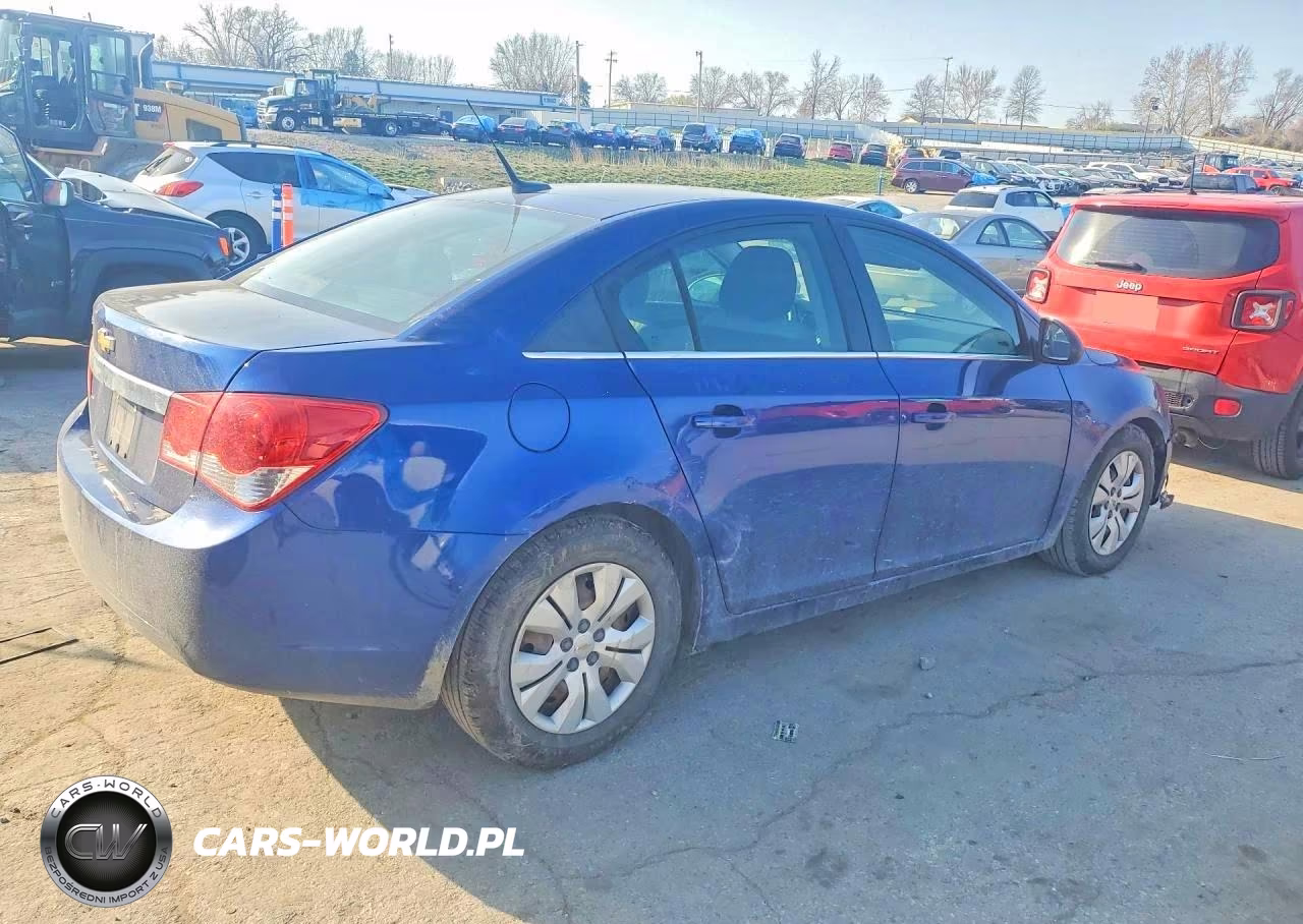 2012 Chevrolet Cruze Ls VIN:1G1PD5SH9C7399885 - 3