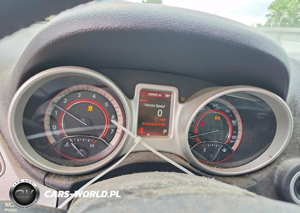 2018 Dodge Journey Se VIN:3C4PDCAB2JT383030 - 9