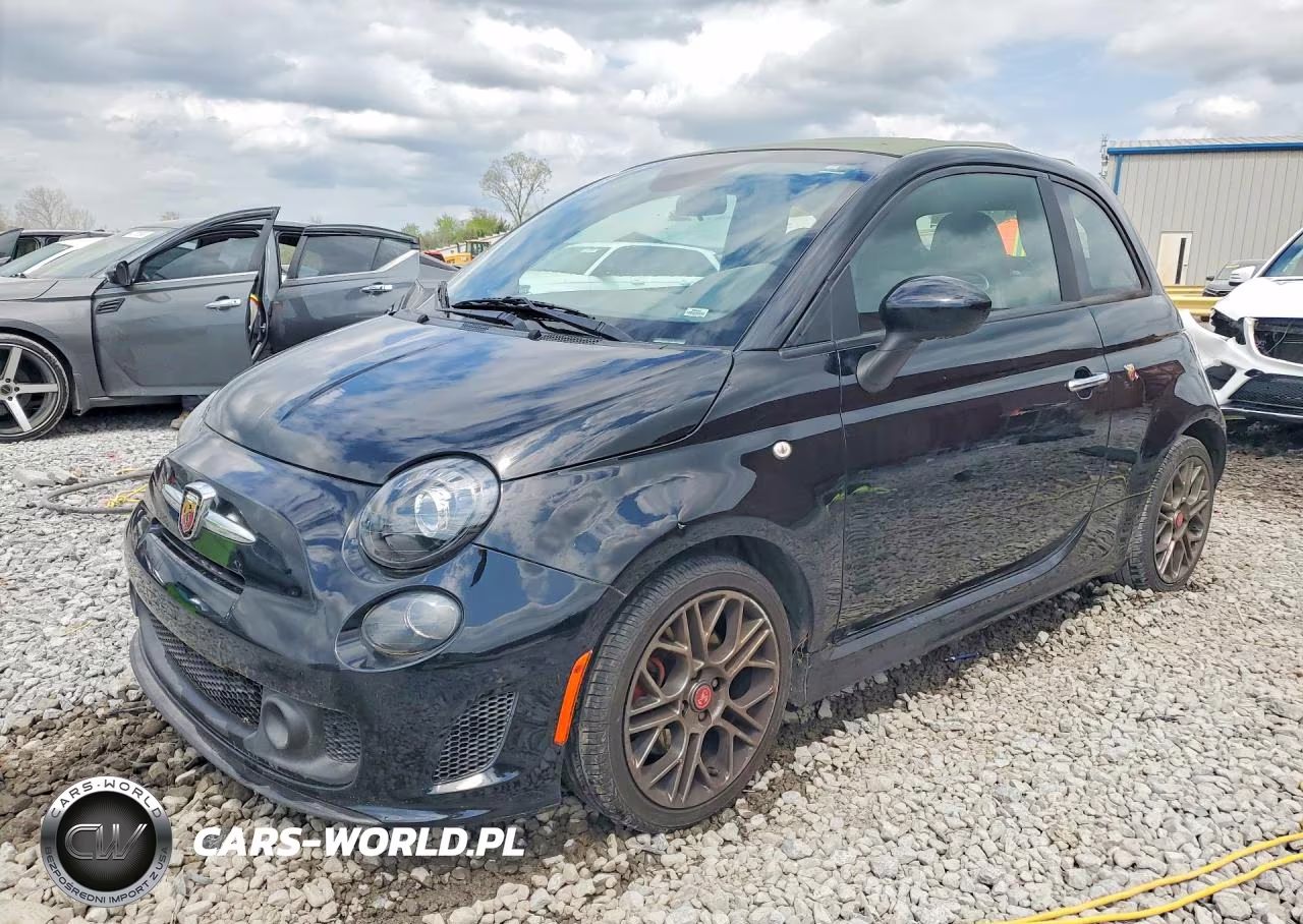 2015 Fiat 500 Abarth – zdjęcie 1 z 12