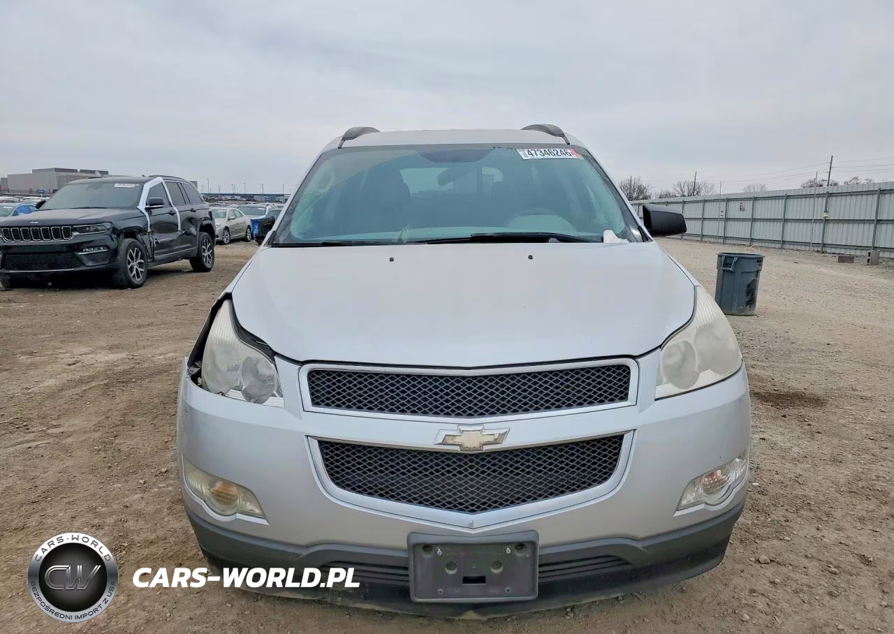 2010 Chevrolet Traverse Ls VIN:1GNLVEED9AS144165 - 5