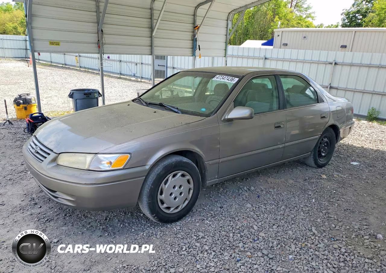 1999 Toyota Camry Le