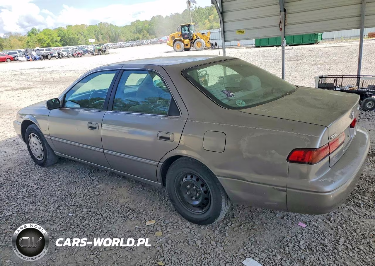 1999 Toyota Camry Le VIN:4T1BG28K1XU532166 - 2