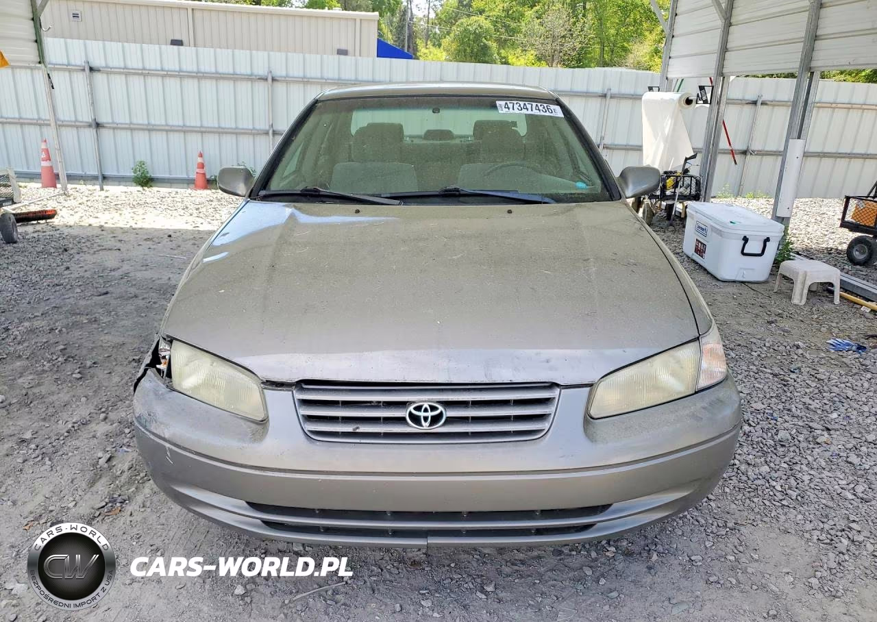 1999 Toyota Camry Le VIN:4T1BG28K1XU532166 - 5