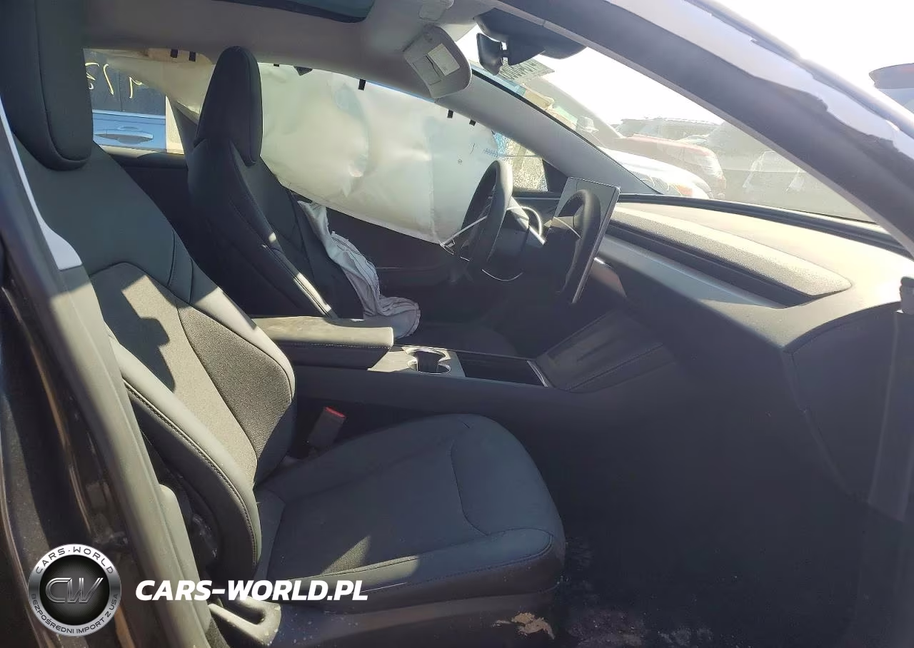 2025 Tesla Model 3 VIN:5YJ3E1EA3SF135158 - 7