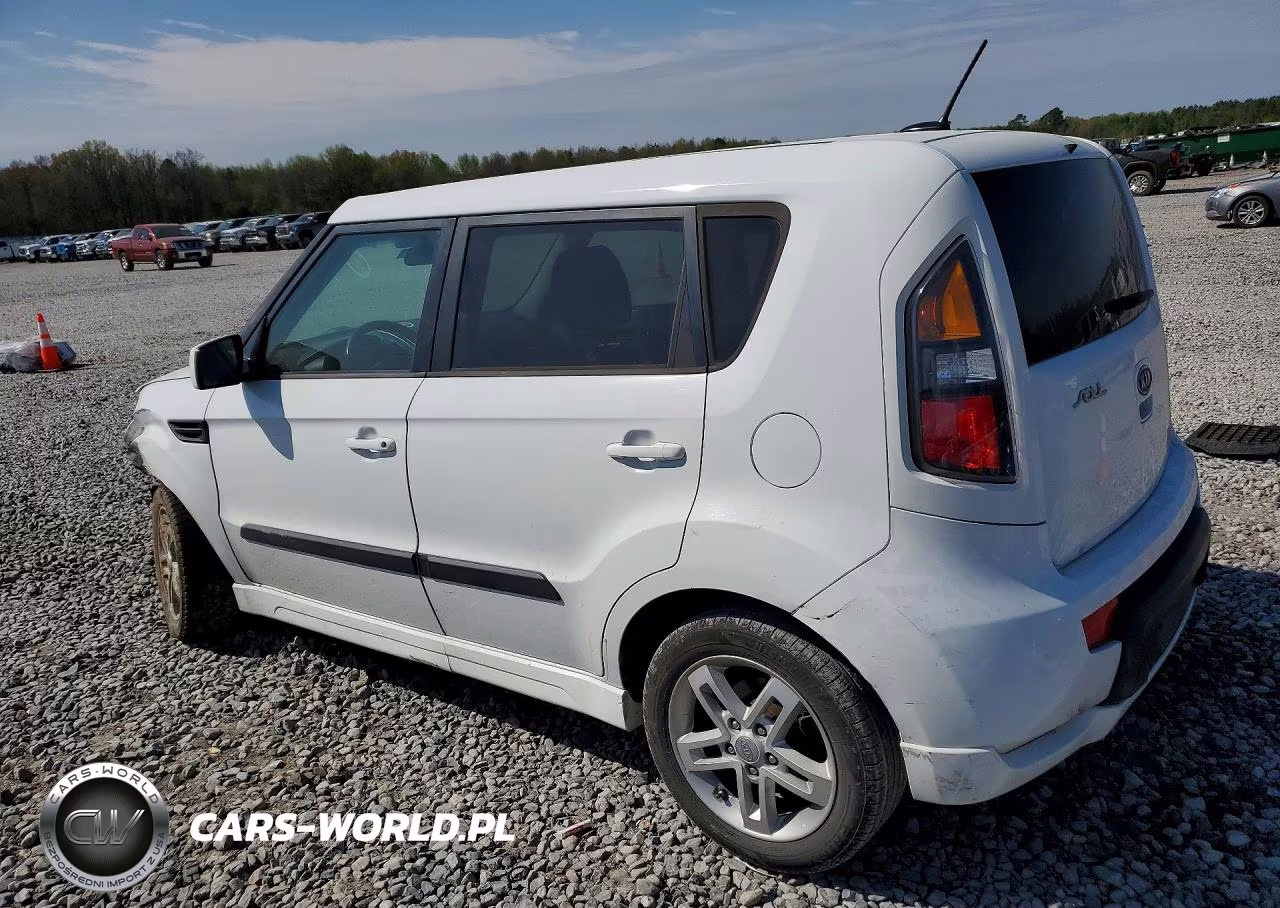 2011 Kia Soul + VIN:KNDJT2A27B7301723 - 2