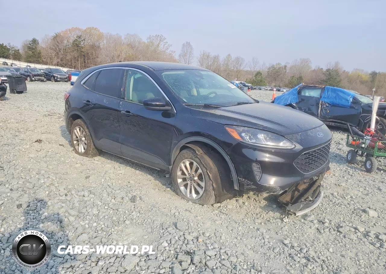 2021 Ford Escape Se VIN:1FMCU0G64MUA33735 - 4