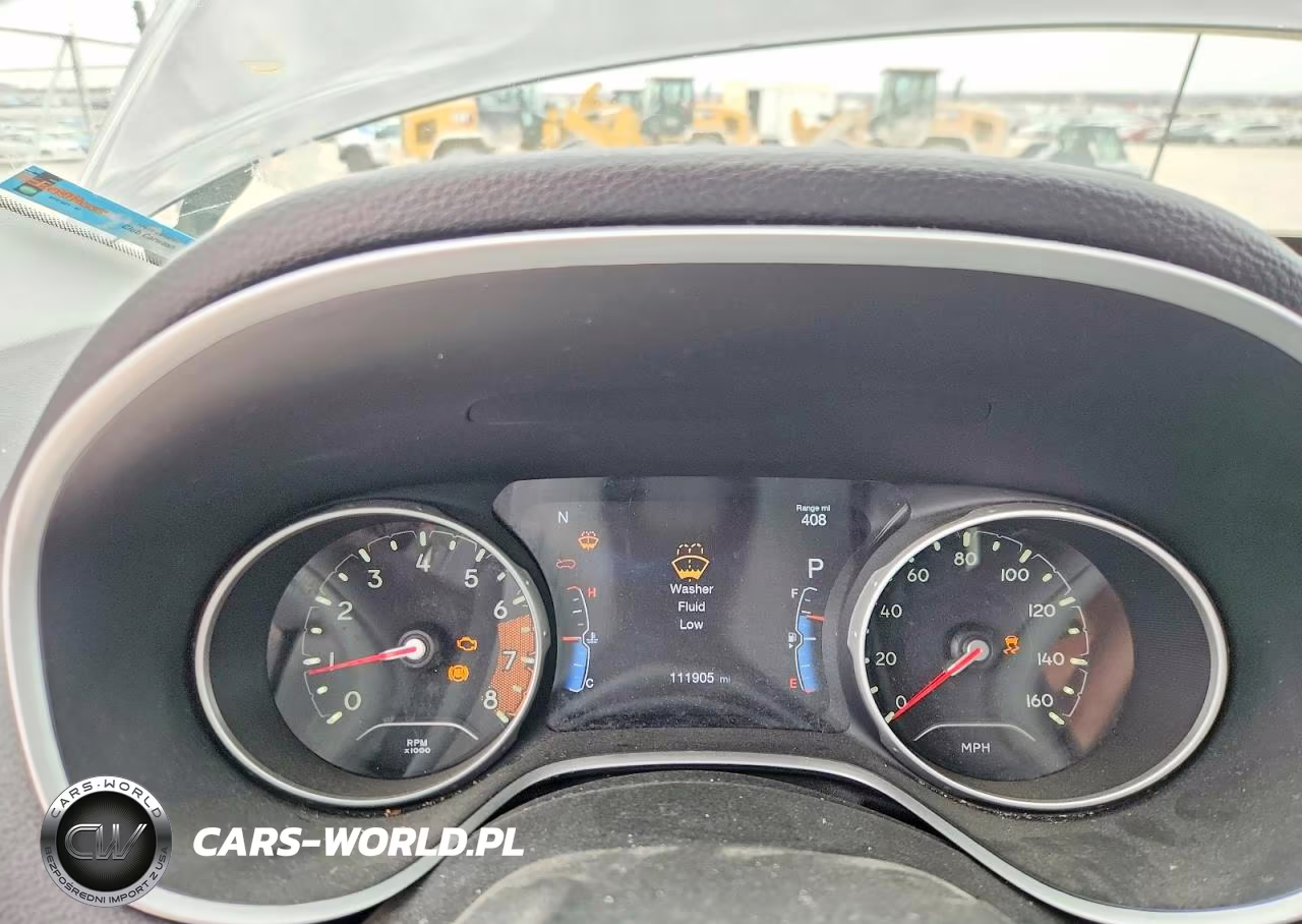 2018 Jeep Compass Latitude VIN:3C4NJDBB7JT104188 - 9
