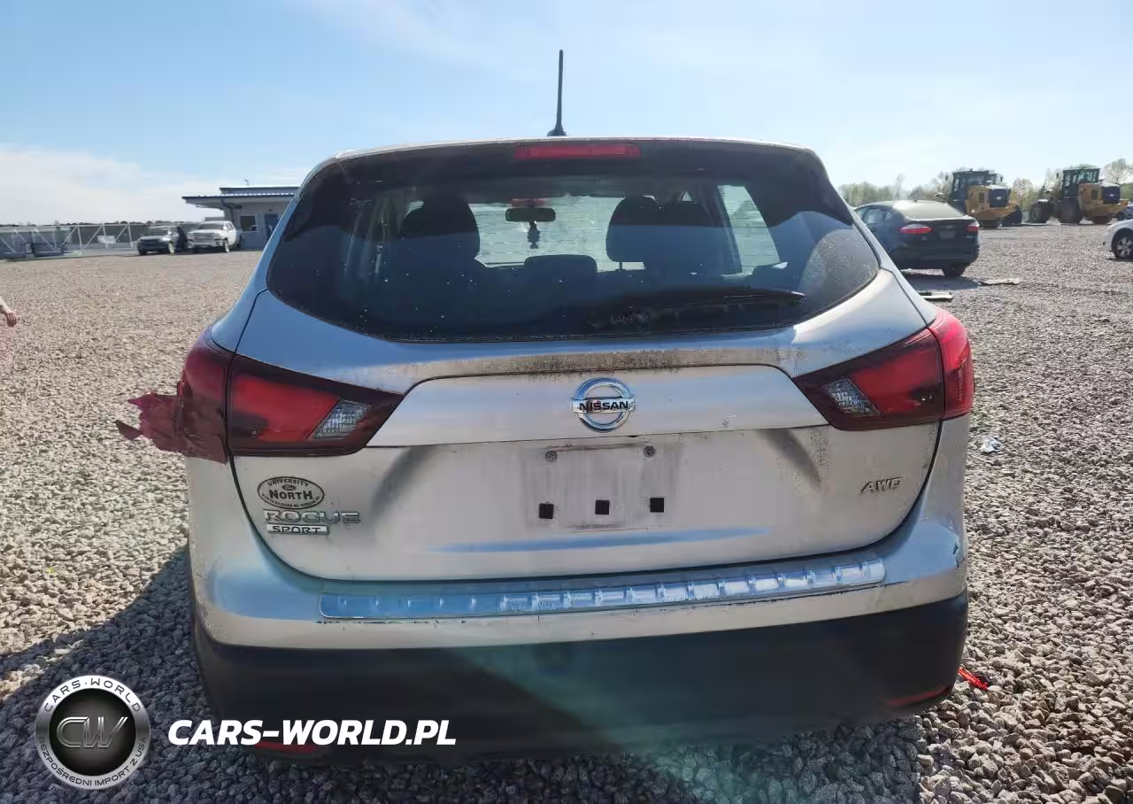 2017 Nissan Rogue Sport S VIN:JN1BJ1CR8HW127385 - 6