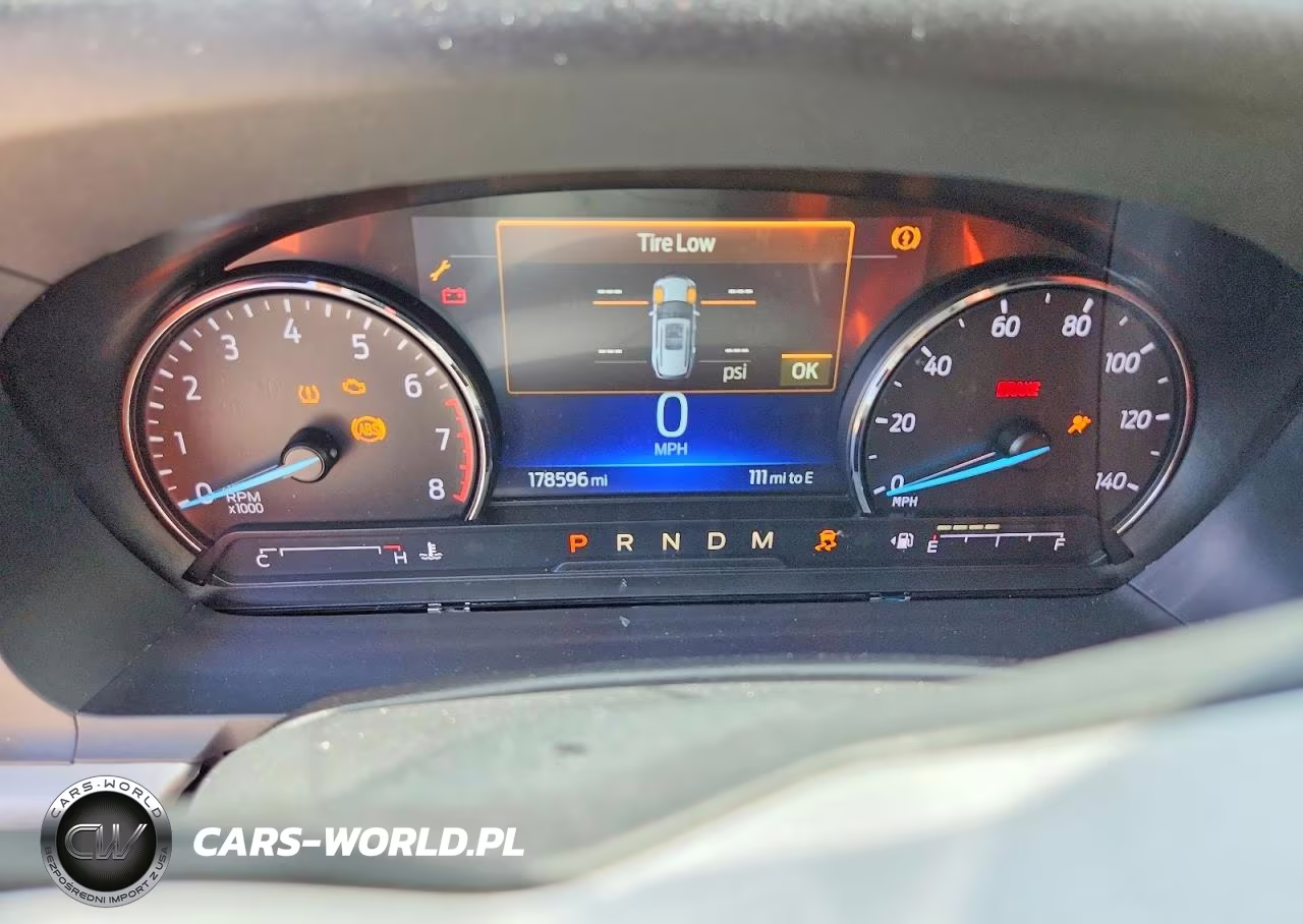 2021 Ford Explorer Xlt VIN:1FMSK7DH2MGC16484 - 9