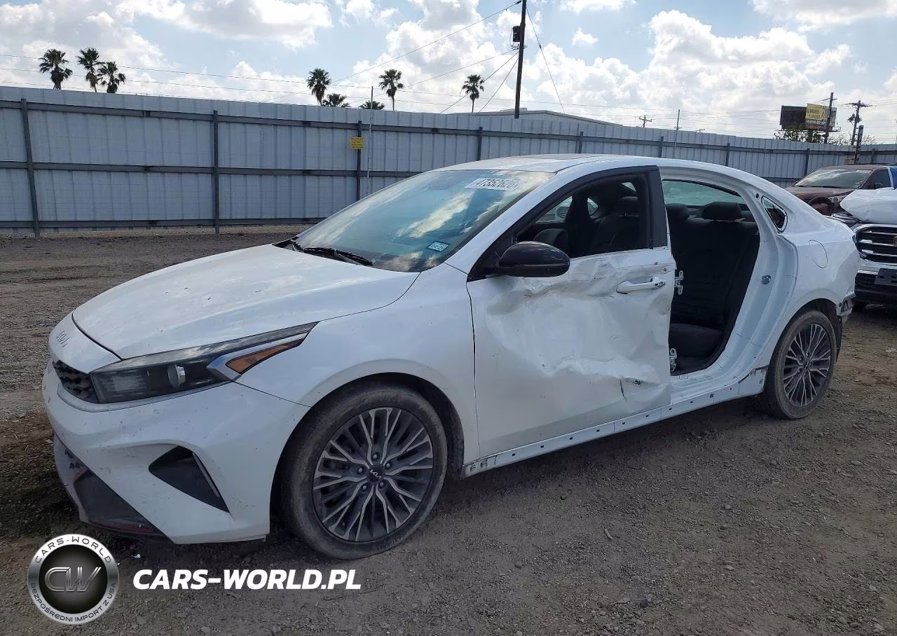 2022 Kia Forte – zdjęcie 1 z 12
