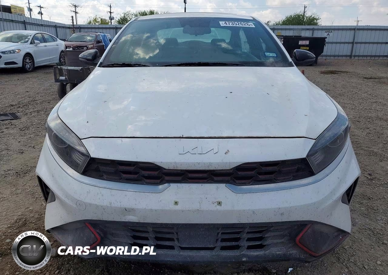 2022 Kia Forte VIN:3KPF54AD1NE483761 - 5