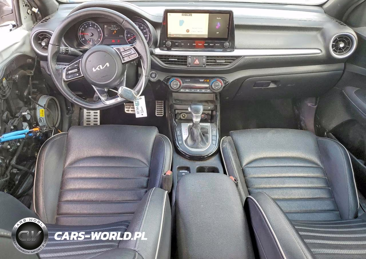 2022 Kia Forte VIN:3KPF54AD1NE483761 - 8