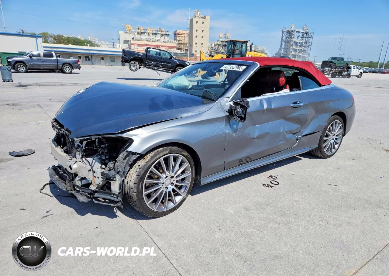 2017 Mercedes-Benz C 300 4Matic – zdjęcie 1 z 12