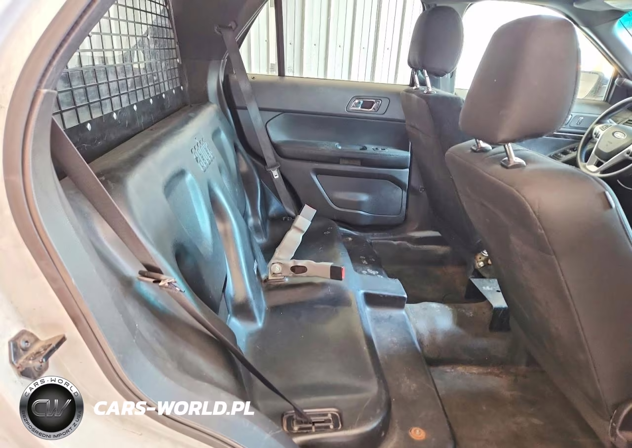 2015 Ford Explorer Police Interceptor VIN:1FM5K8AR9FGC41627 - 10