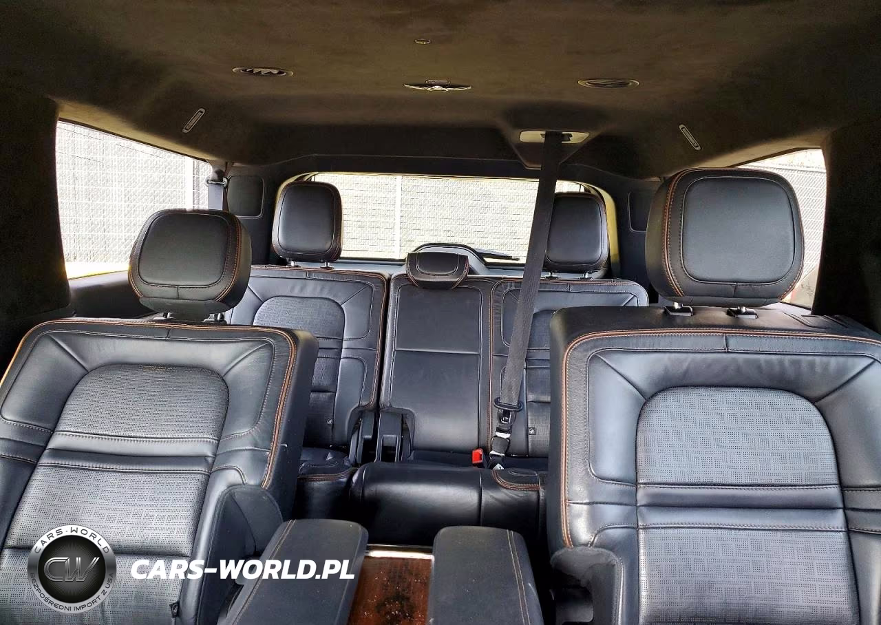 2022 Lincoln Navigator L Black Label VIN:5LMJJ3TT2NEL08413 - 10
