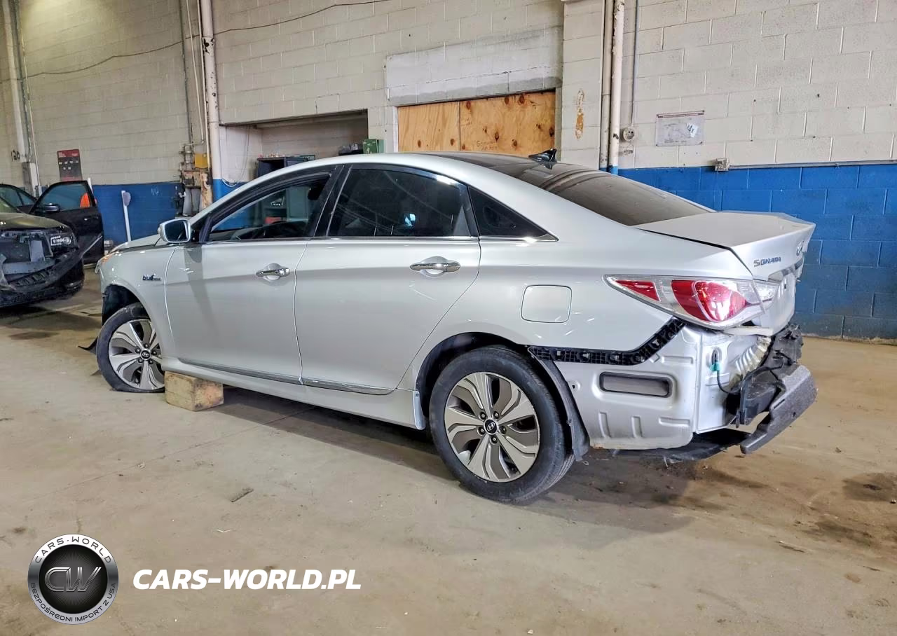 2014 Hyundai Sonata Hybrid Limited VIN:KMHEC4A44EA107748 - 2