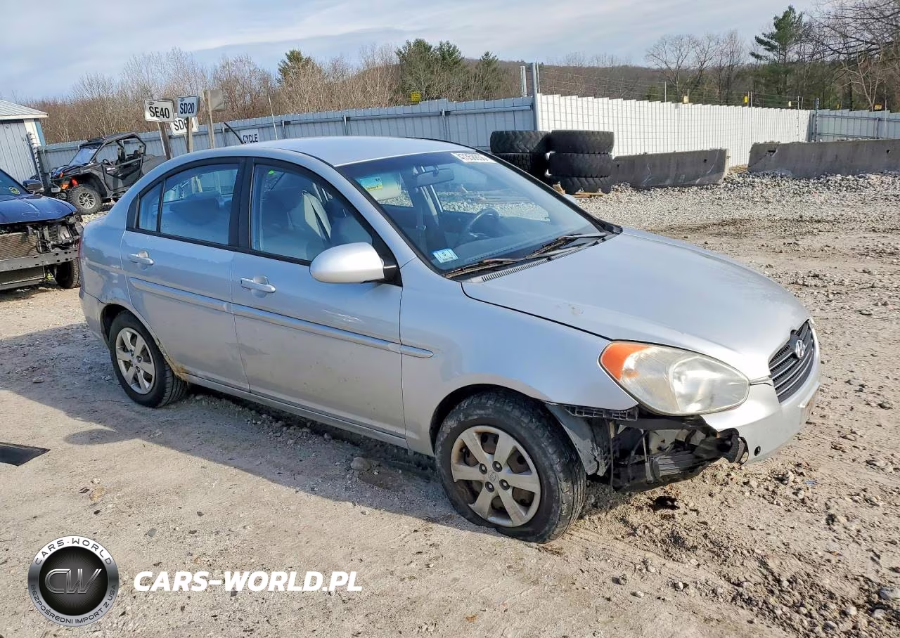 2008 Hyundai Accent Gls VIN:KMHCN46C78U249242 - 4