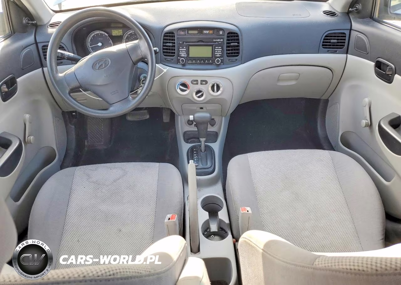2008 Hyundai Accent Gls VIN:KMHCN46C78U249242 - 8