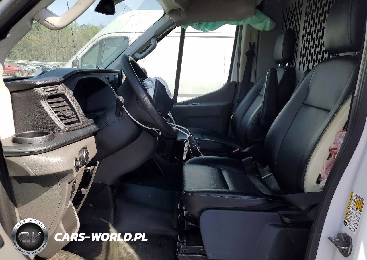 2024 Ford Transit 250 Delivery Van VIN:1FTBR1C86RKB07903 - 7