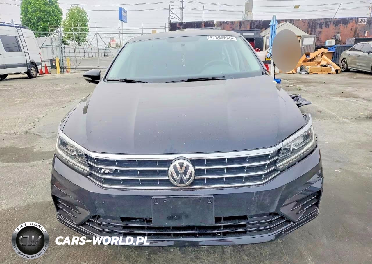 2017 Volkswagen Passat R-Line VIN:1VWDT7A32HC056121 - 5