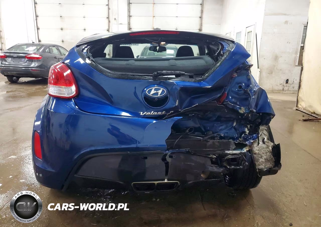 2017 Hyundai Veloster Value Edition VIN:KMHTC6AD1HU322655 - 6