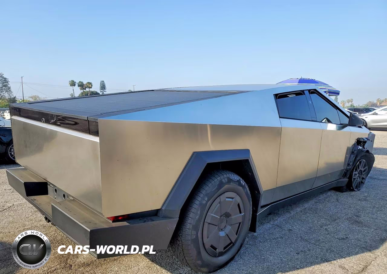 2026 Tesla Cybertruck VIN:7G2CEHED0TA090386 - 3
