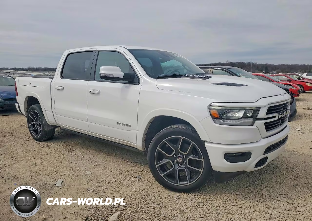 2019 Ram 1500 Laramie VIN:1C6SRFJT8KN774861 - 4