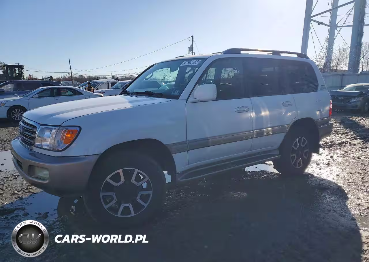 2004 Toyota Land Cruiser Base