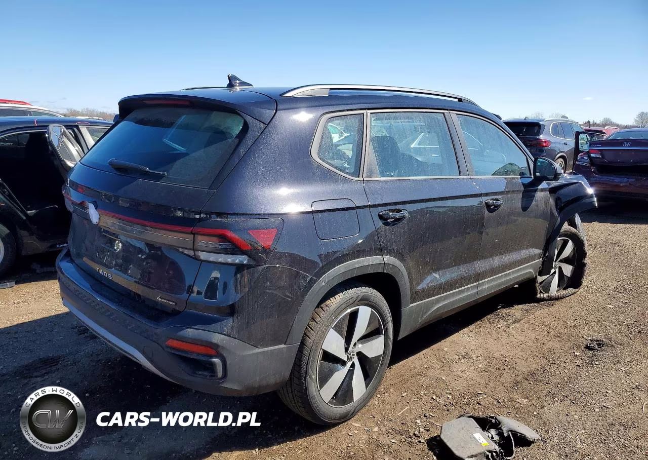 2025 Volkswagen Taos S VIN:3VV8C7B24SM083418 - 3