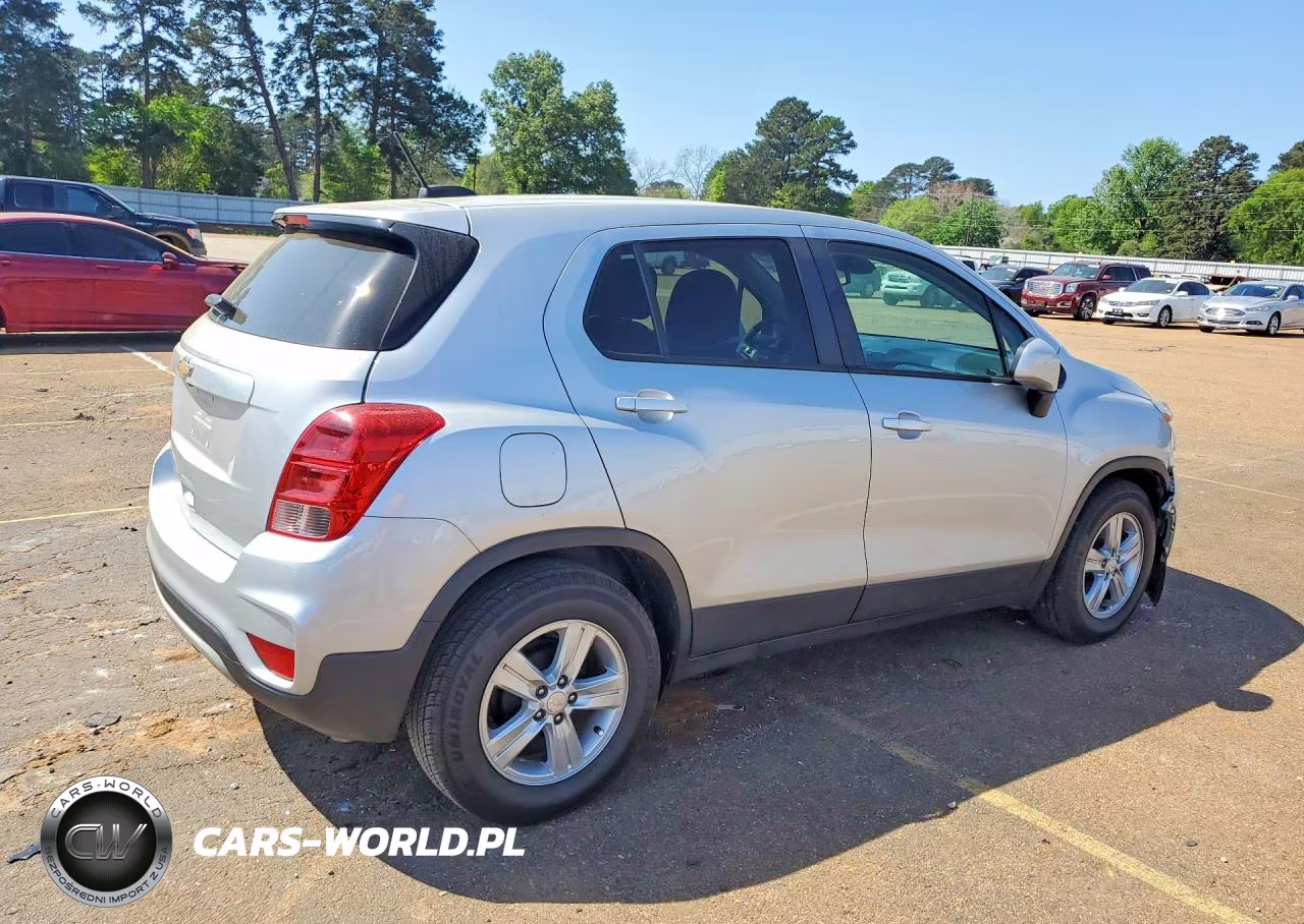 2022 Chevrolet Trax Ls VIN:KL7CJKSM0NB506538 - 3