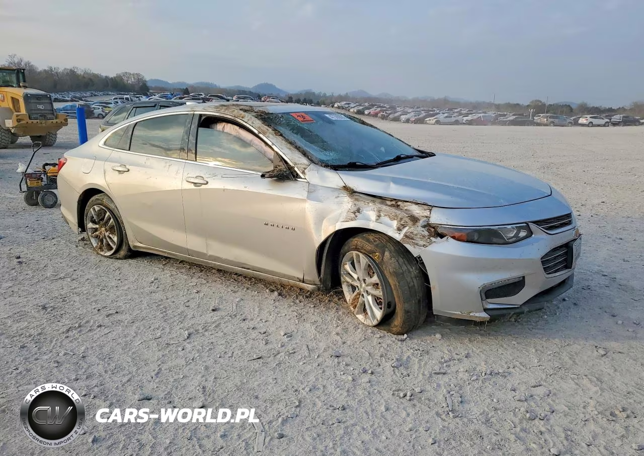 2018 Chevrolet Malibu Lt VIN:1G1ZD5ST2JF230338 - 4