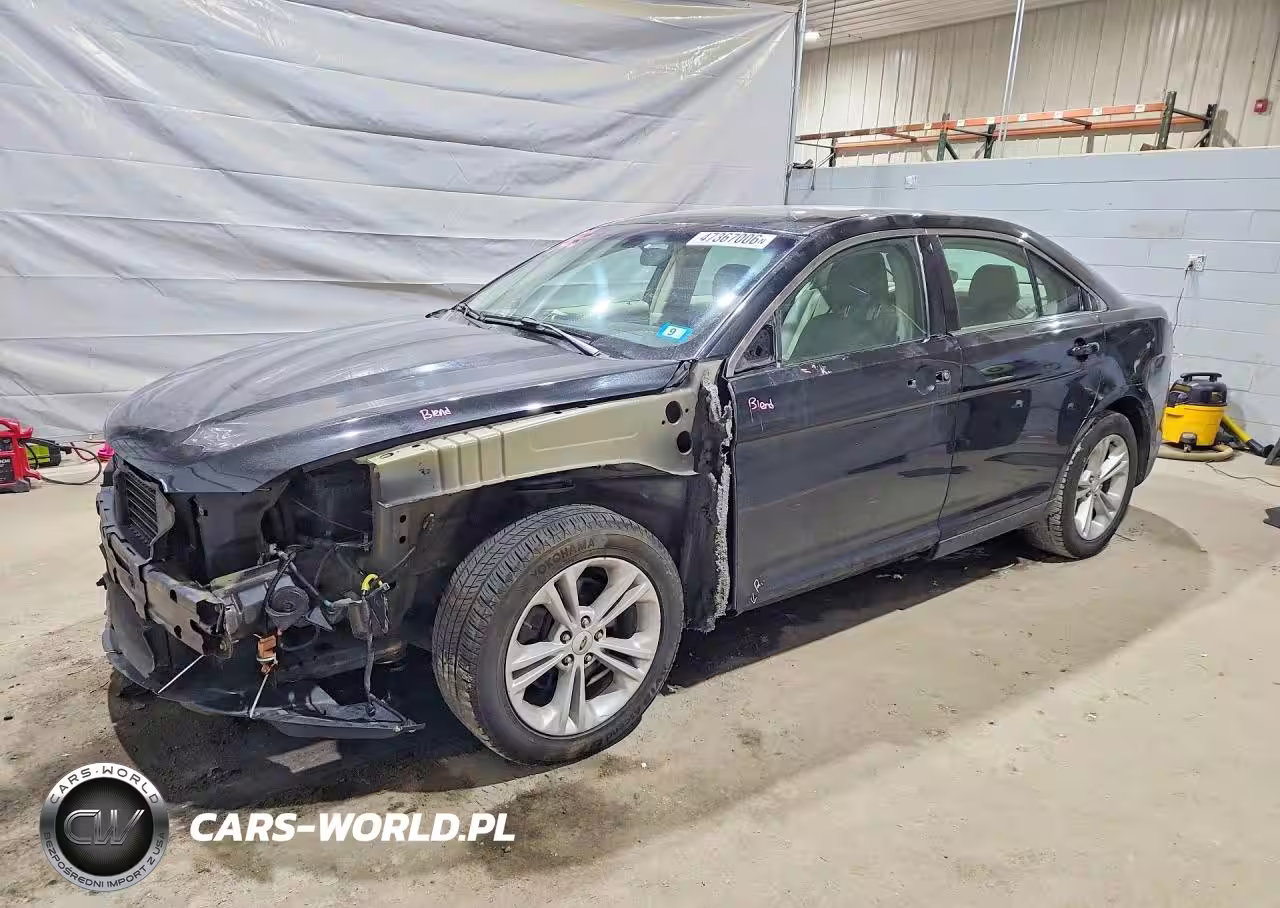 2015 Ford Taurus Se