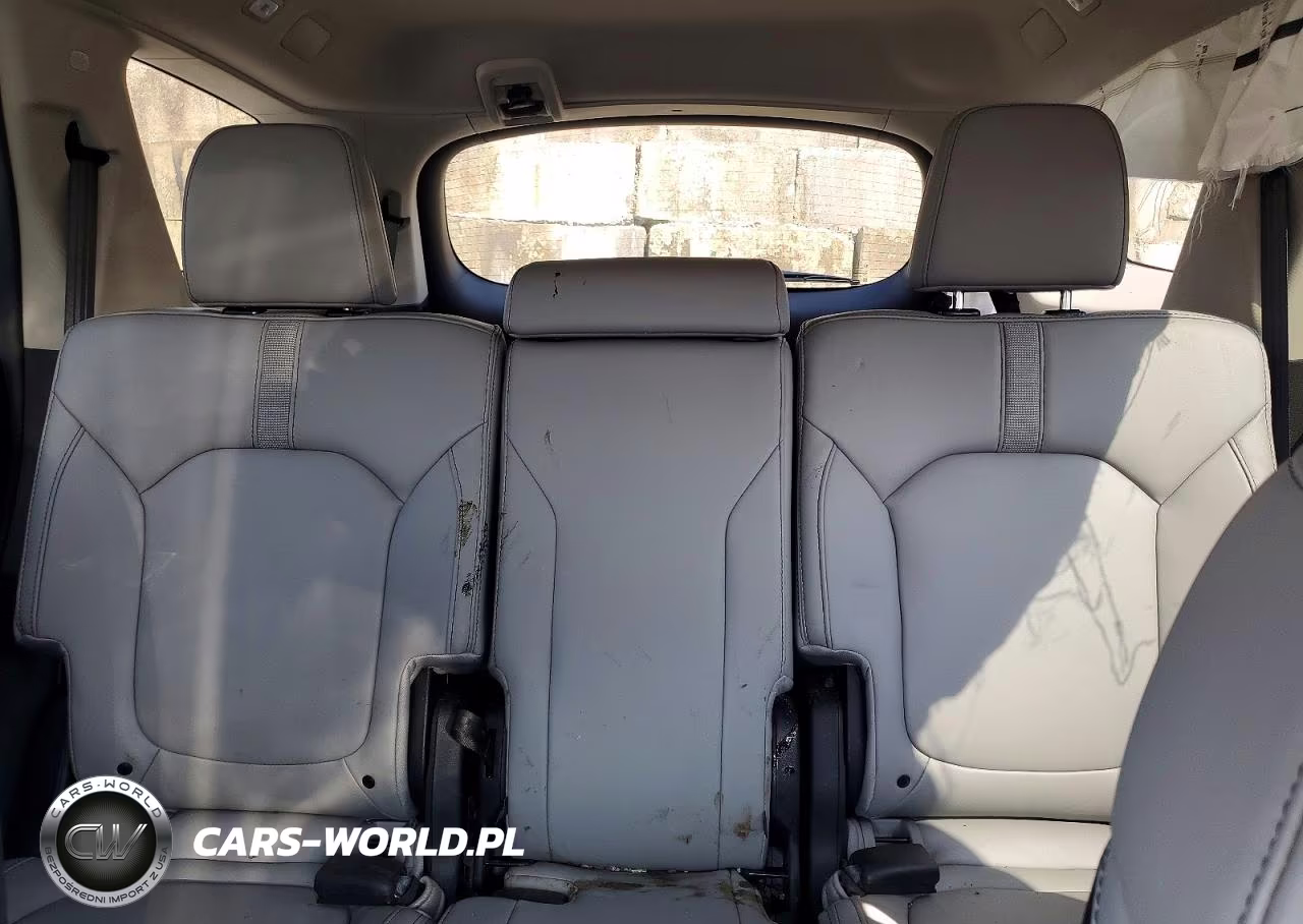 2025 Honda Pilot Touring VIN:5FNYG1H77SB113986 - 10