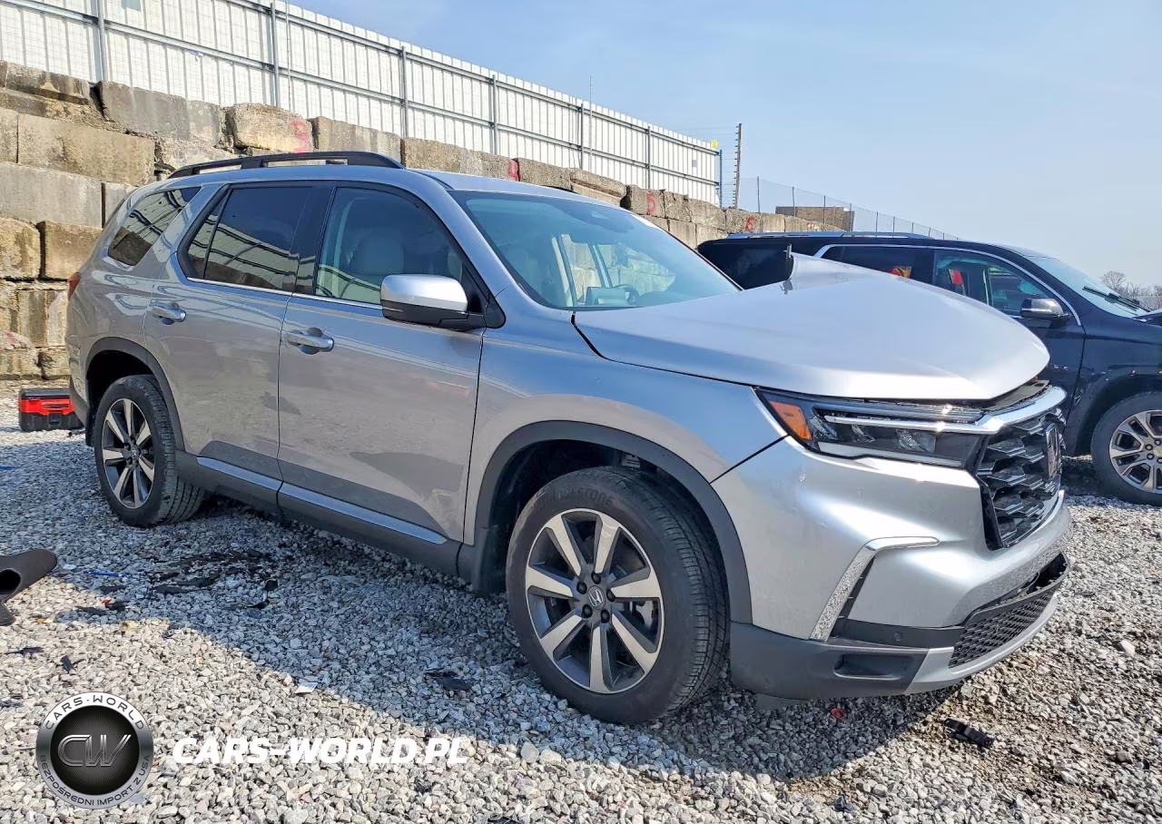 2025 Honda Pilot Touring VIN:5FNYG1H77SB113986 - 4