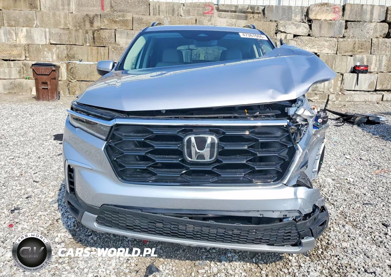 2025 Honda Pilot Touring VIN:5FNYG1H77SB113986 - 5