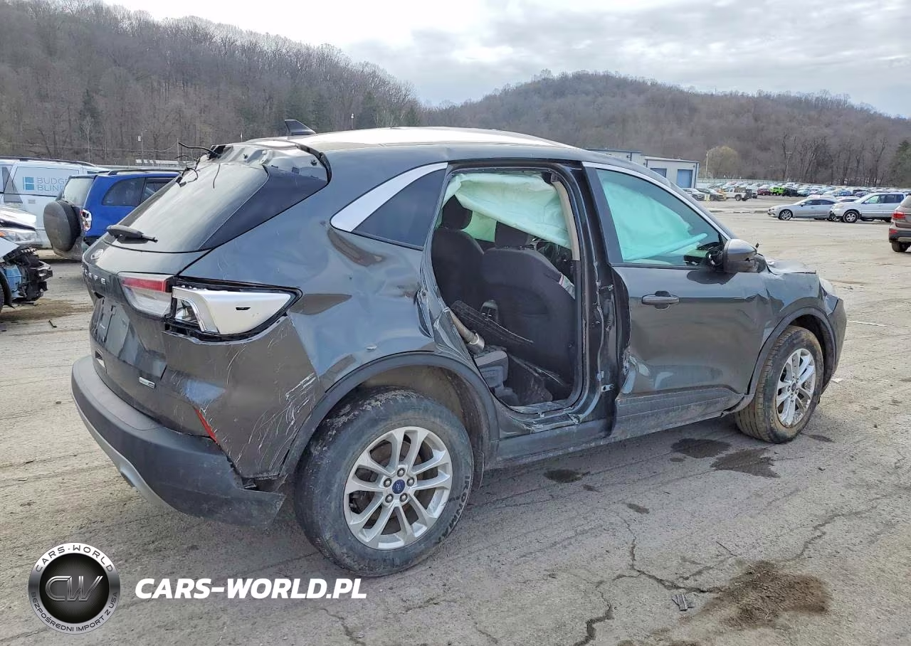 2020 Ford Escape Se VIN:1FMCU9G65LUC42324 - 3