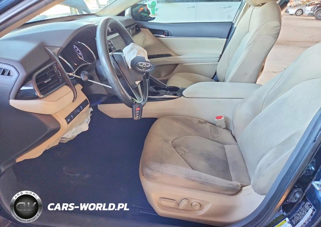 2020 Toyota Camry Hybrid Le VIN:4T1C31AK6LU019882 - 7