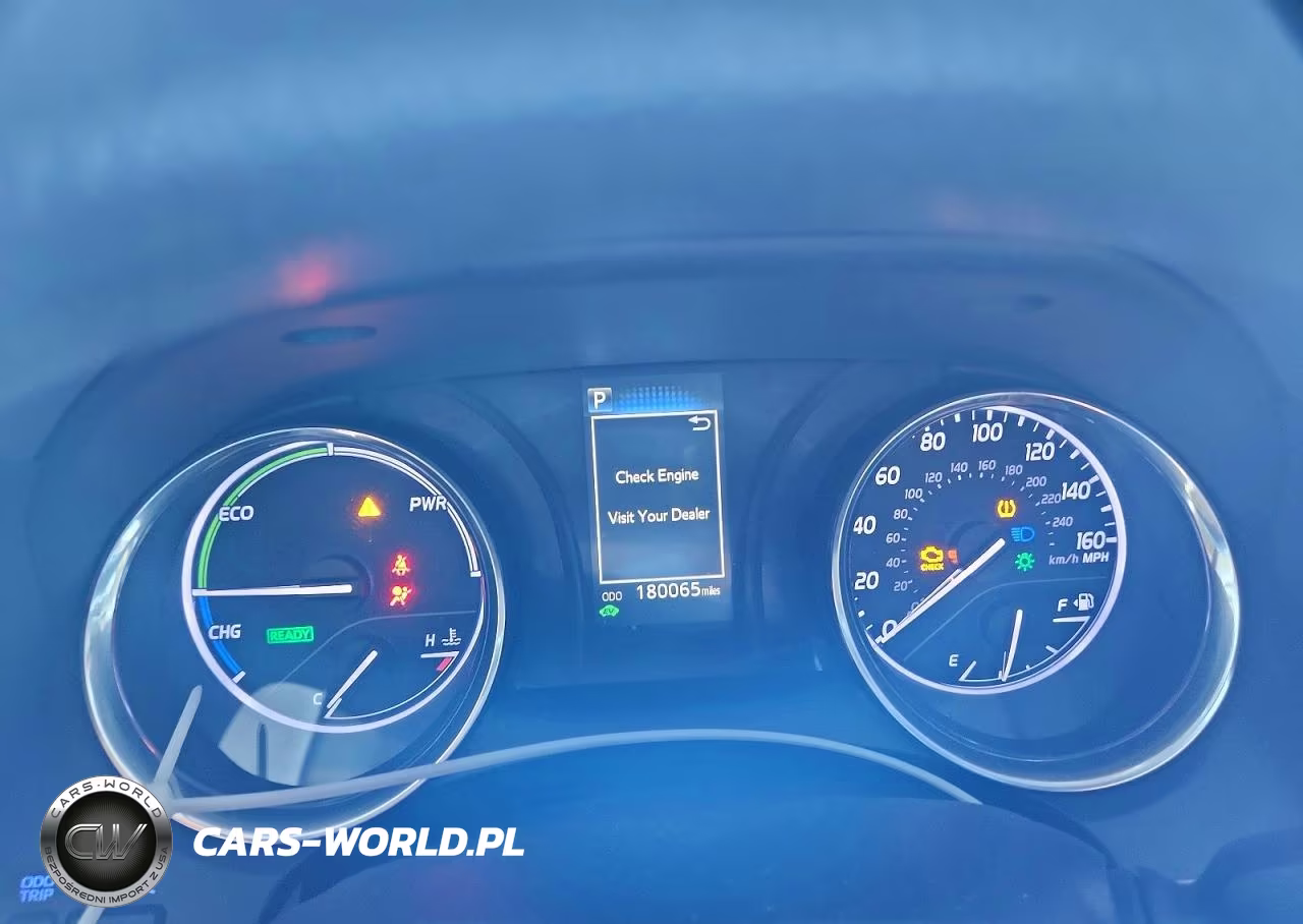 2020 Toyota Camry Hybrid Le VIN:4T1C31AK6LU019882 - 9