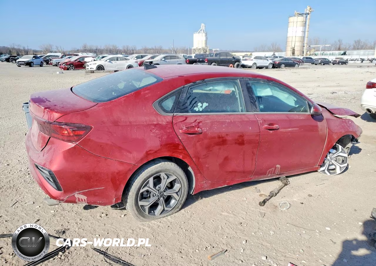 2019 Kia Forte Lxs VIN:3KPF24AD2KE018605 - 3