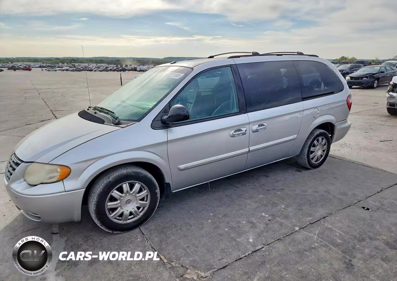 2006 Chrysler Town & Country Touring