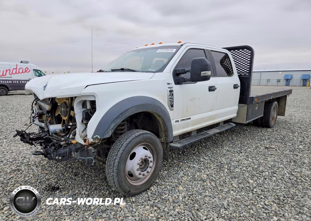 2018 Ford F450 Super Duty Flatbed Truck